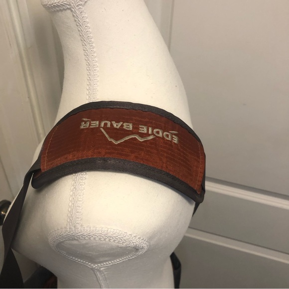 Eddie Bauer laptop crossbody bag - Picture 4 of 10